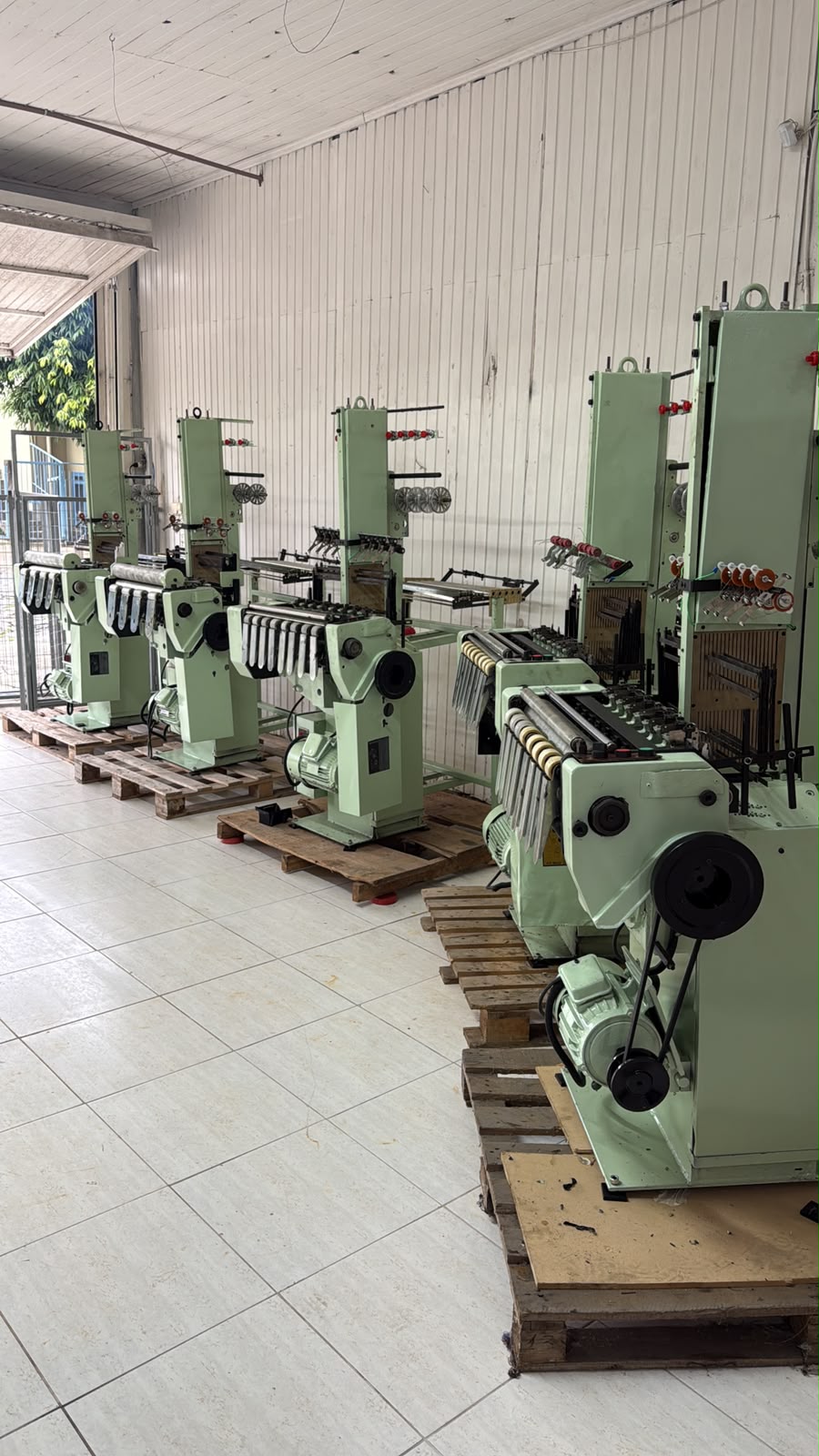 Teares de agulha NF para venda